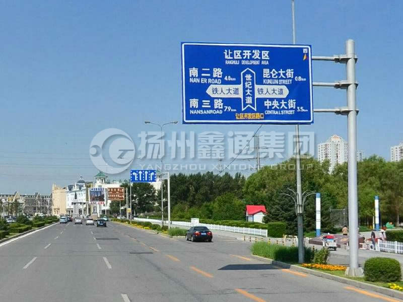 BZG-004，交通標(biāo)志桿，鍍鋅交通標(biāo)志桿
