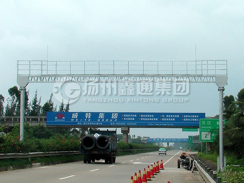 LMJ-010，情報(bào)板龍門架